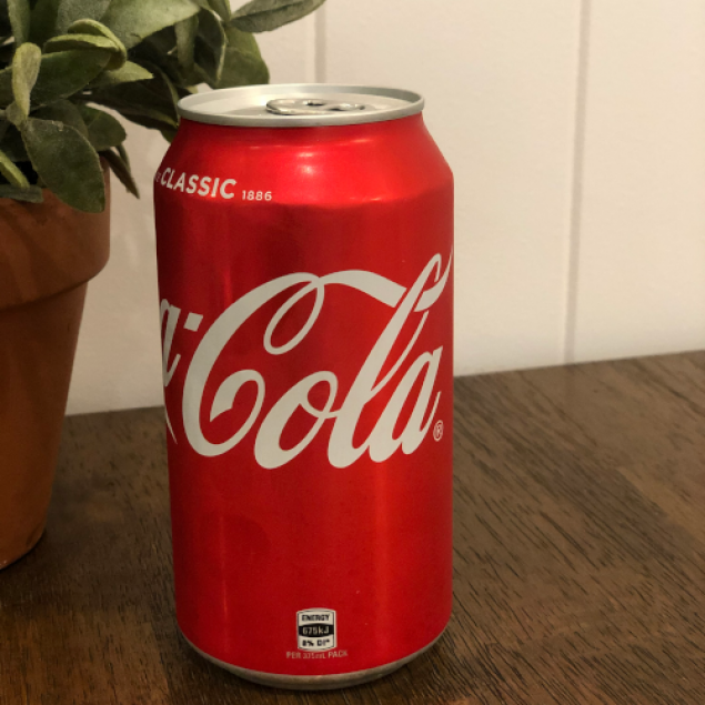 Coke can varieties (375ml can)